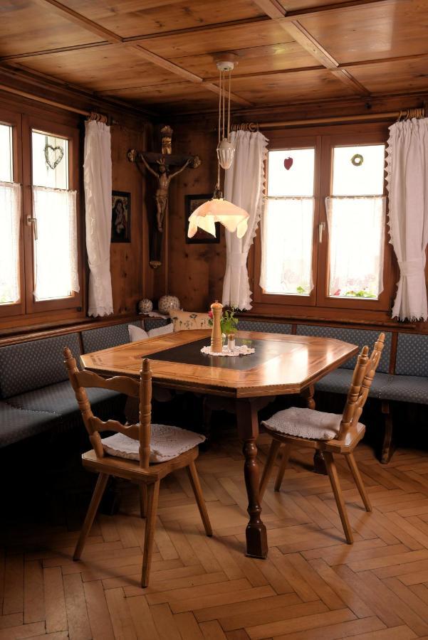 Gasthaus Kreuz Schruns Exterior photo